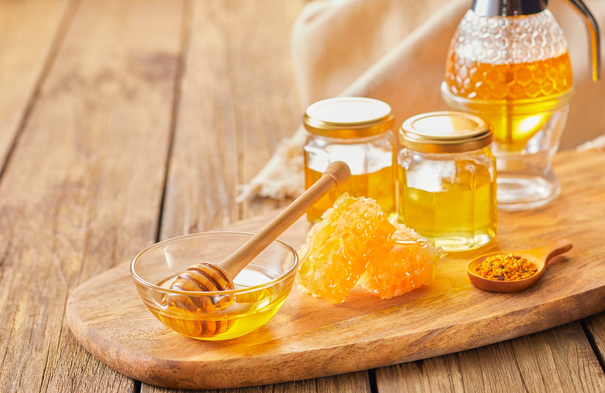 Explore liquid sweeteners in 2025, from zero-calorie options to natural syrups, and how to use them in drinks, baking, and daily recipes.