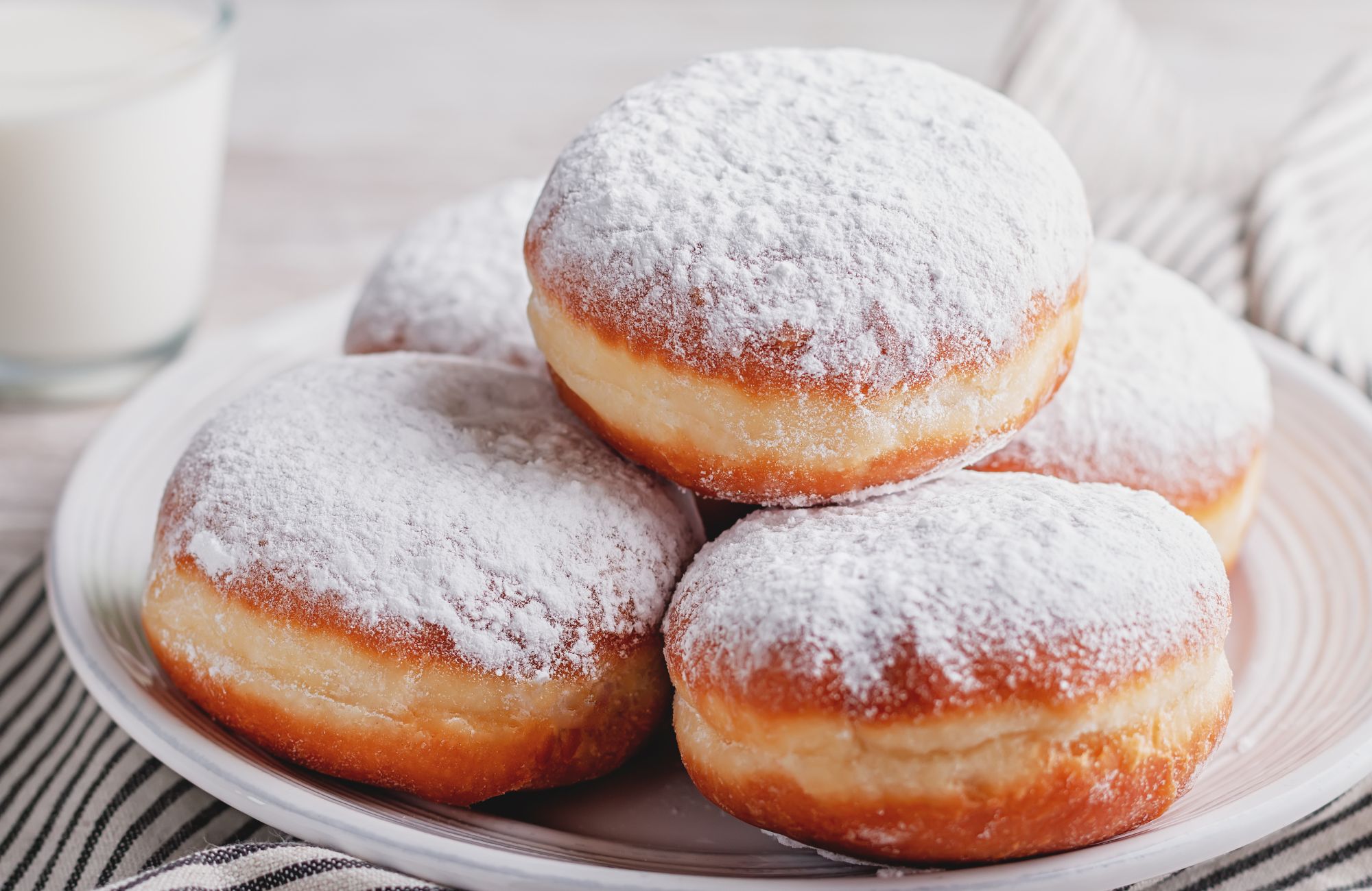 what to do with confectioners sugar